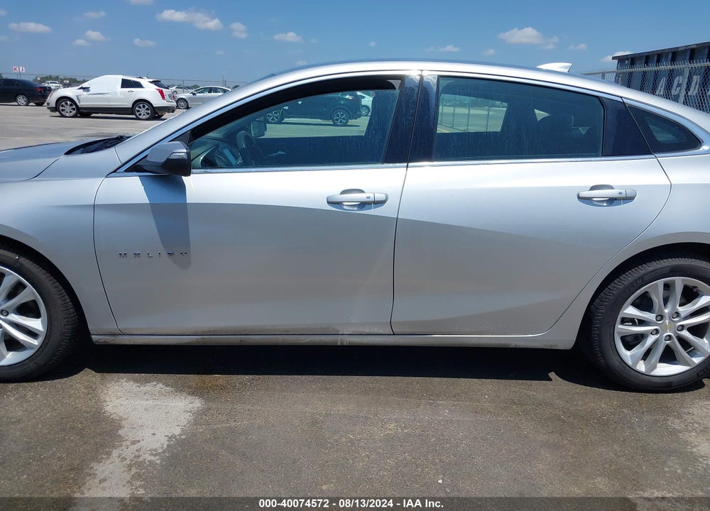 2018 CHEVROLET MALIBU LT VIN: 1G1ZD5ST4JF251935