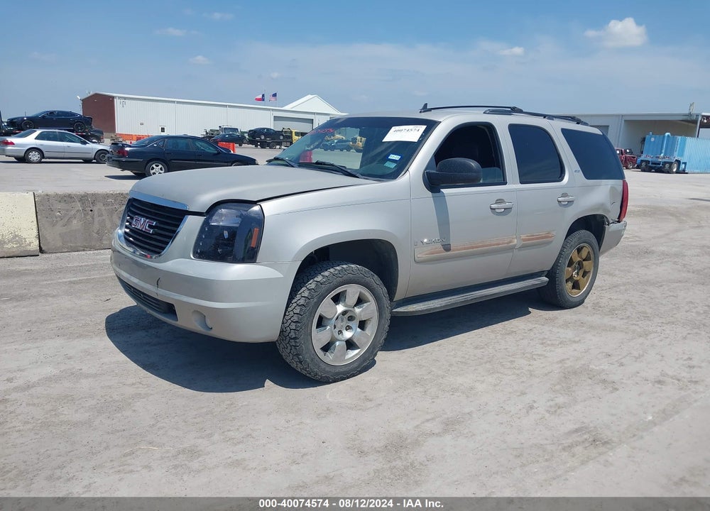 2008 GMC YUKON VIN: 1GKFC13088R118389