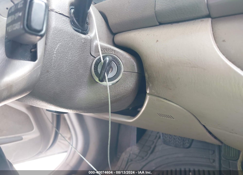 2002 TOYOTA CAMRY LE VIN: 4T1BE32K42U548195