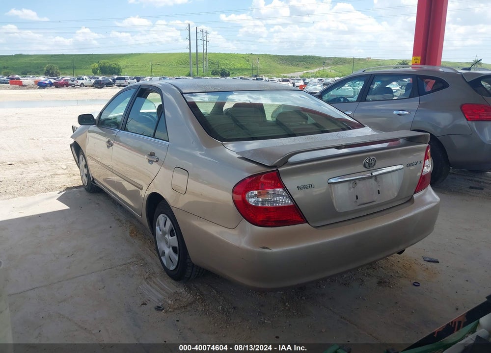 2002 TOYOTA CAMRY LE VIN: 4T1BE32K42U548195