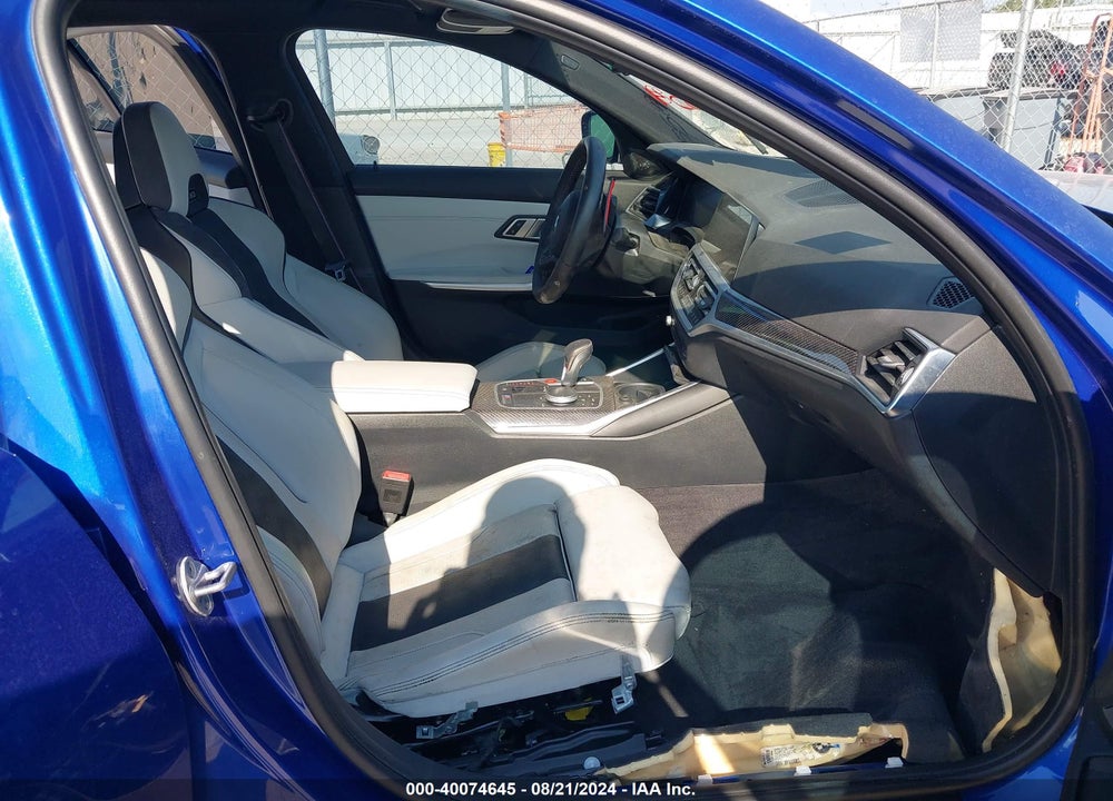 2022 BMW M3 VIN: WBS33AY04NFM22607
