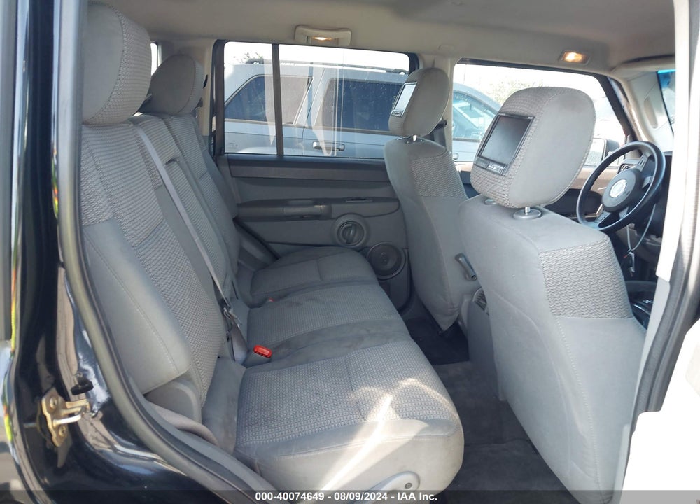 2006 JEEP COMMANDER VIN: 1J8HH48K56C367260