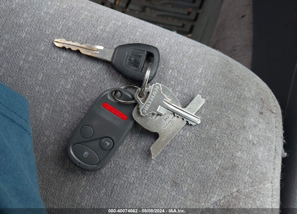 2002 HONDA ACCORD 2.3 EX/2.3 SE VIN: JHMCG66892C003245