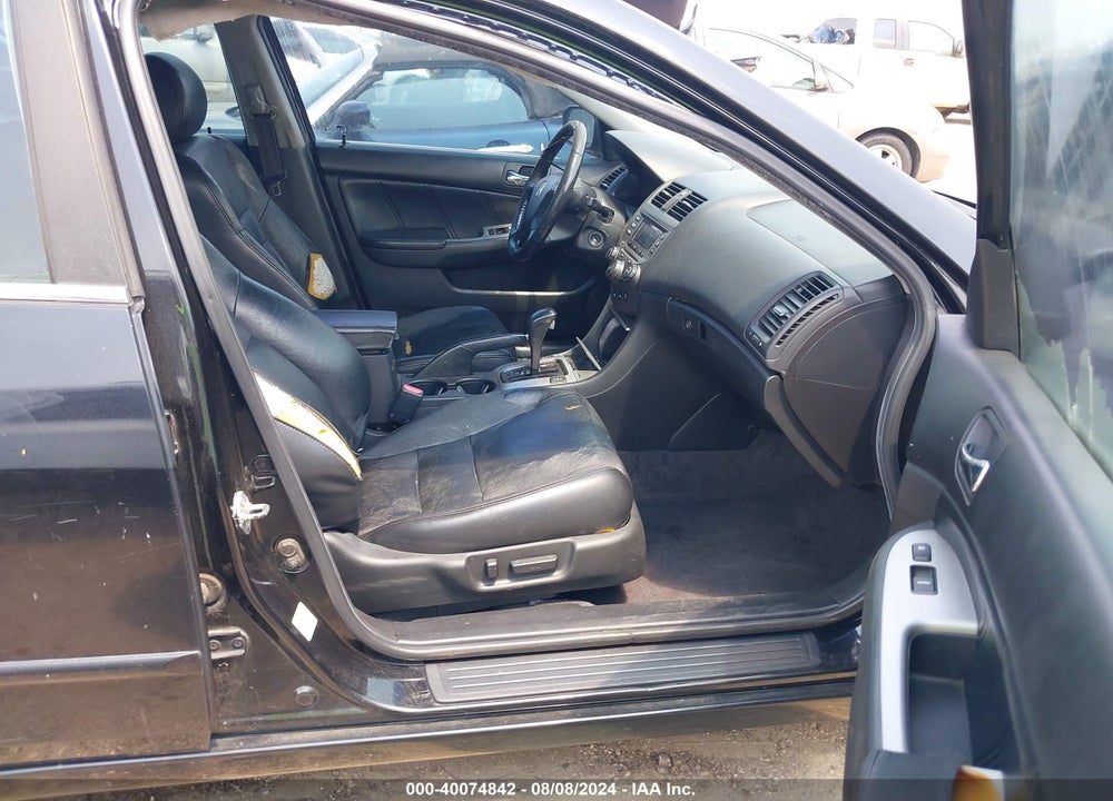 2007 HONDA ACCORD 3.0 EX VIN: 1HGCM66557A095149