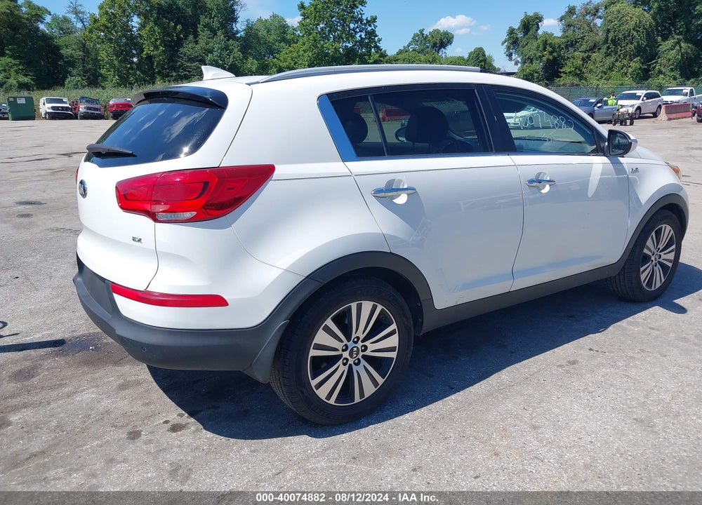 2016 KIA SPORTAGE EX VIN: KNDPCCAC9G7828064