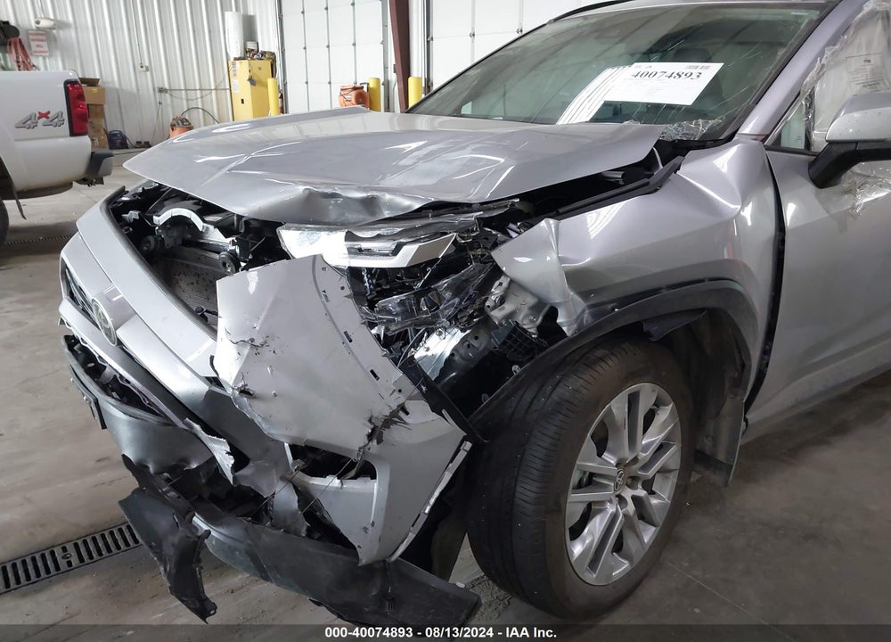 2024 TOYOTA RAV4 XLE PREMIUM VIN: 2T3A1RFV1RC447391