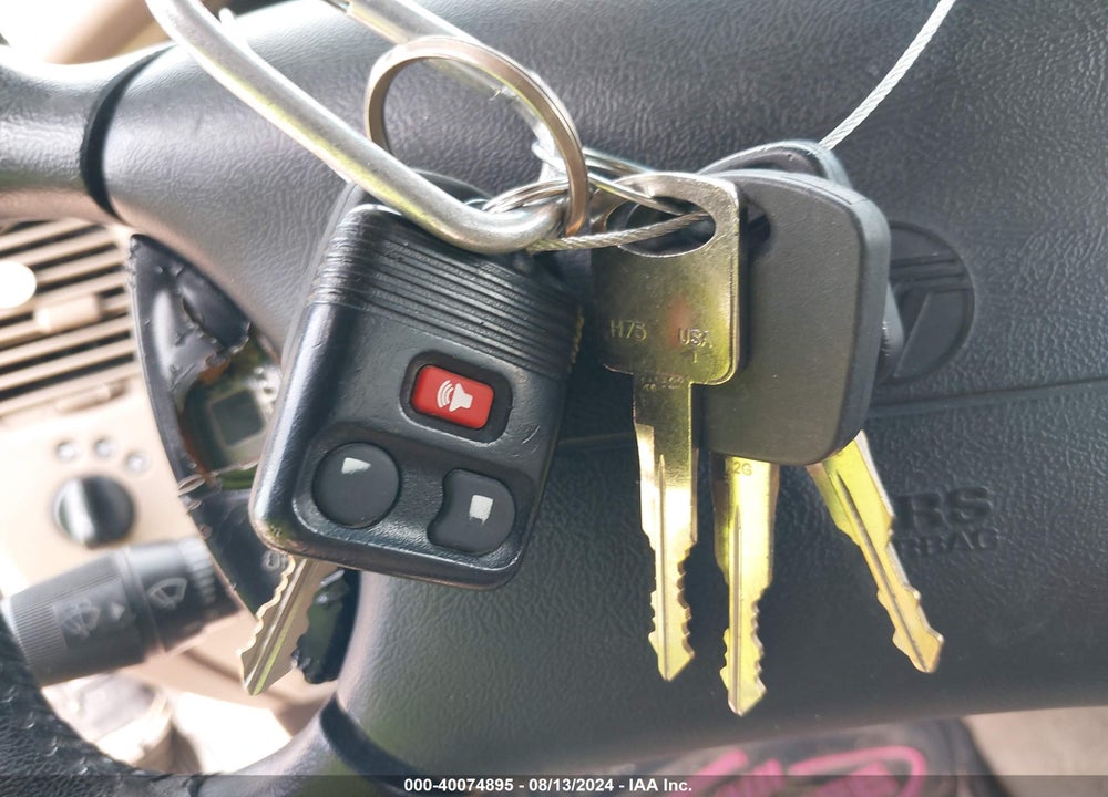 2001 MERCURY MOUNTAINEER VIN: 4M2ZU86P31UJ13430