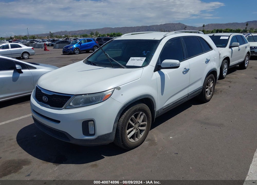 2014 KIA SORENTO LX VIN: 5XYKT3A6XEG453418