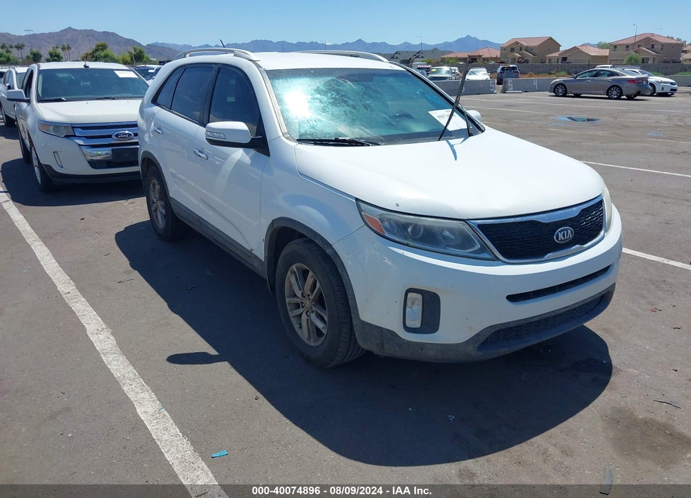 2014 KIA SORENTO LX VIN: 5XYKT3A6XEG453418