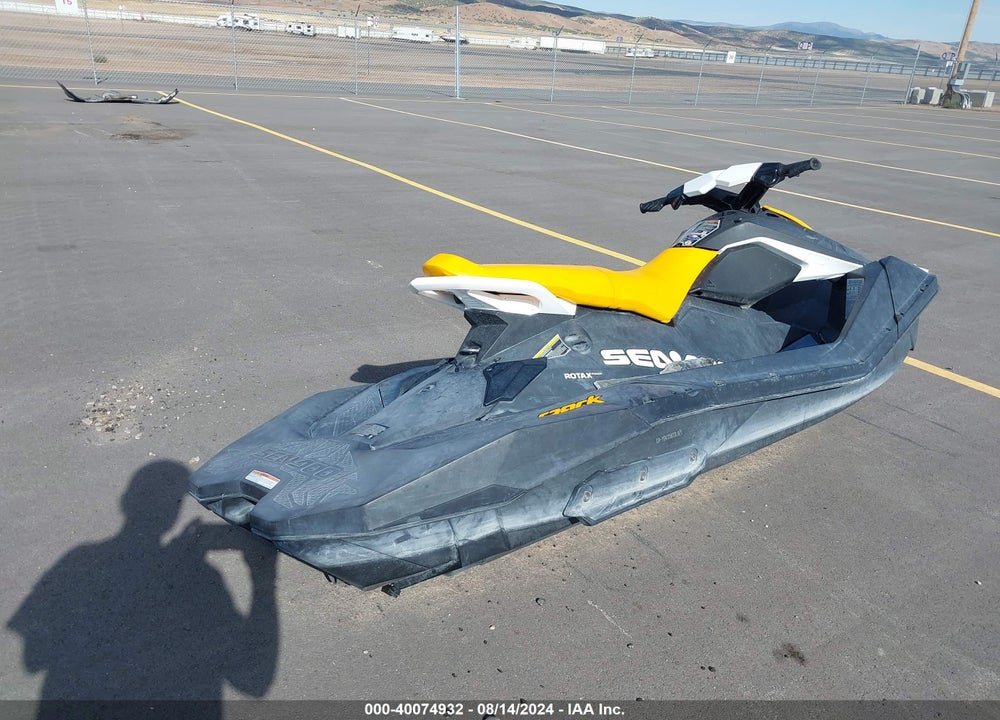 2021 SEA DOO RXT-300 VIN: YDV35833L021