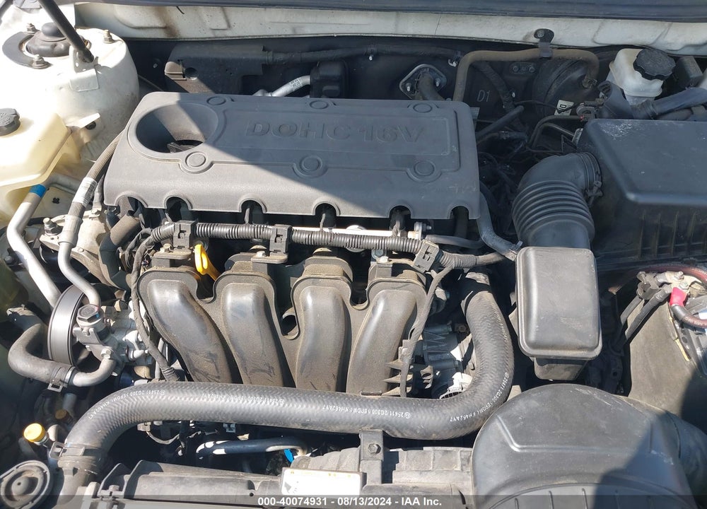 2009 KIA OPTIMA LX VIN: KNAGE228X95355432
