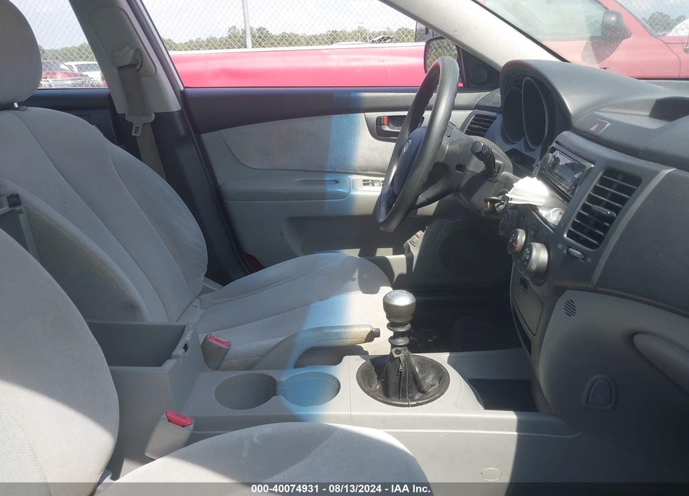 2009 KIA OPTIMA LX VIN: KNAGE228X95355432