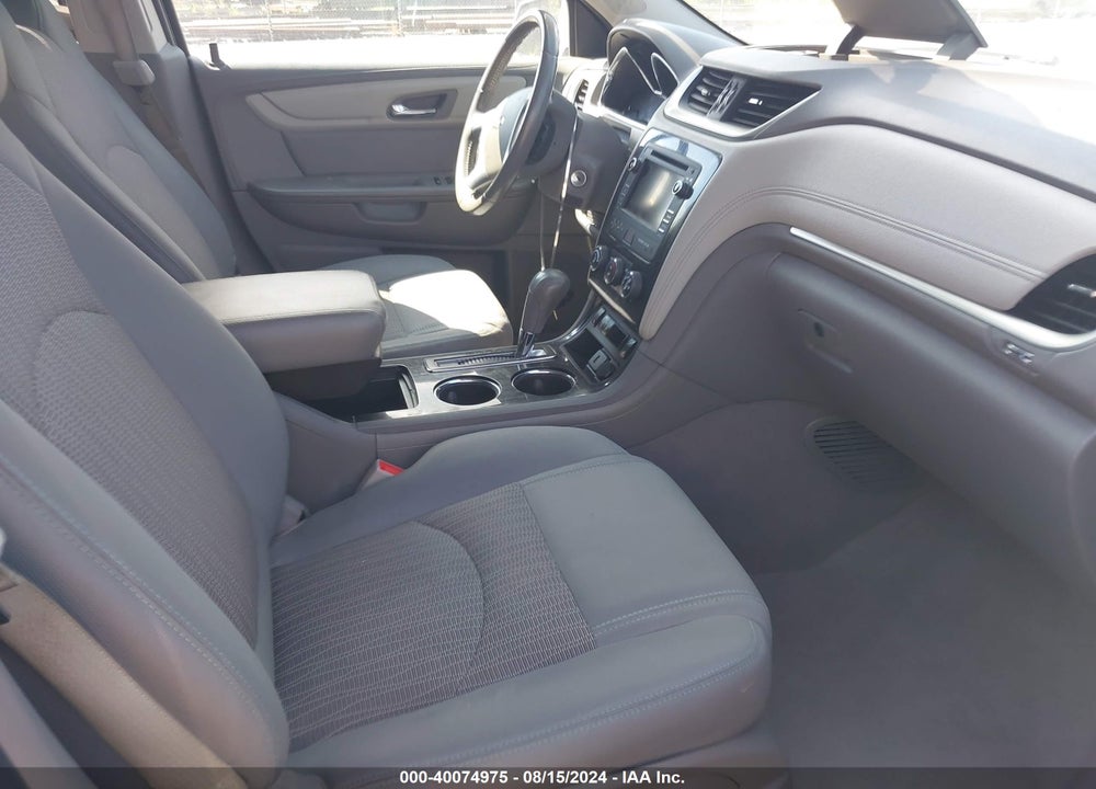 2017 CHEVROLET TRAVERSE 1LT VIN: 1GNKVGKD7HJ196082