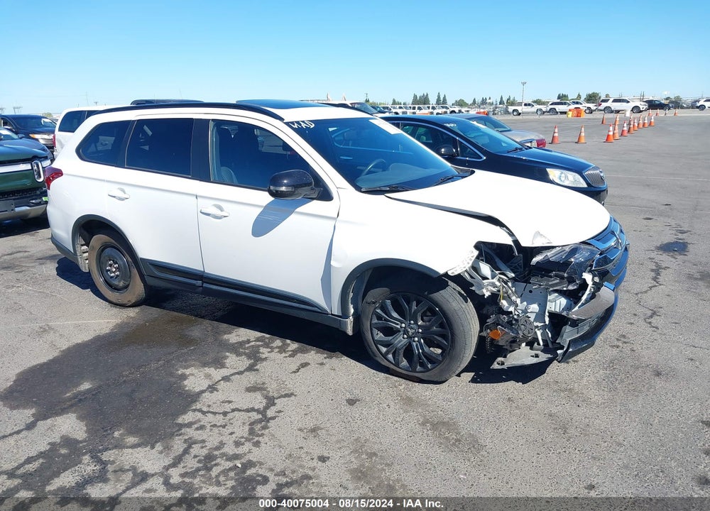 2018 MITSUBISHI OUTLANDER SE/SEL VIN: JA4AD3A32JZ022513