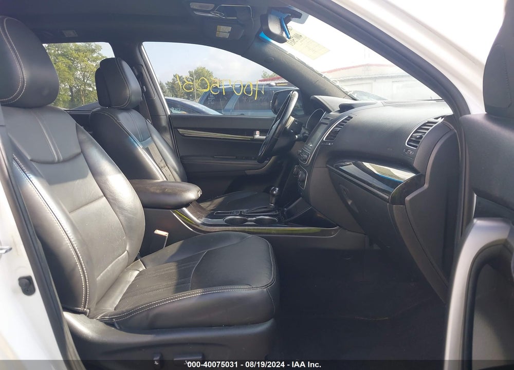 2015 KIA SORENTO LIMITED V6 VIN: 5XYKWDA75FG589110