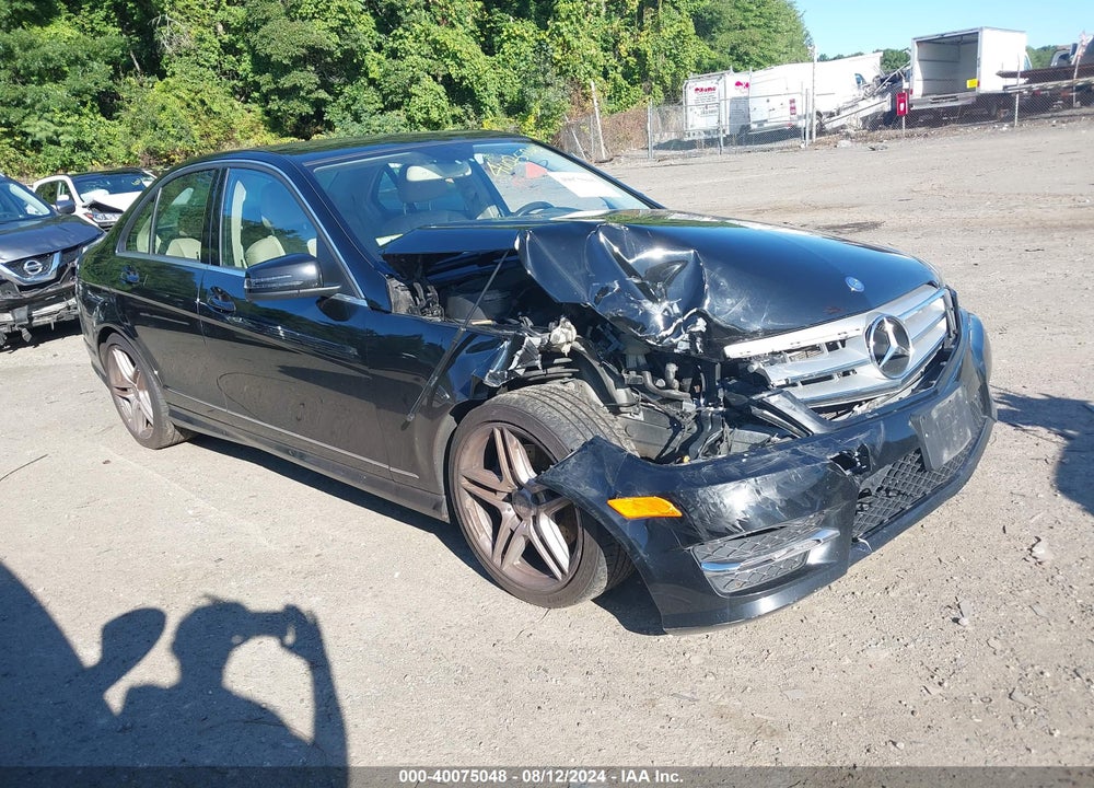 2013 MERCEDES-BENZ C 300 LUXURY 4MATIC/SPORT 4MATIC VIN: WDDGF8AB2DR279325