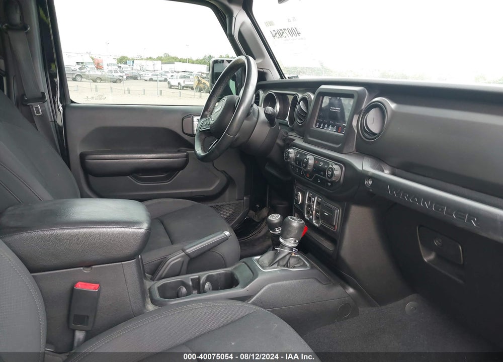 2018 JEEP WRANGLER UNLIMITED SPORT S 4X4 VIN: 1C4HJXDG3JW110510