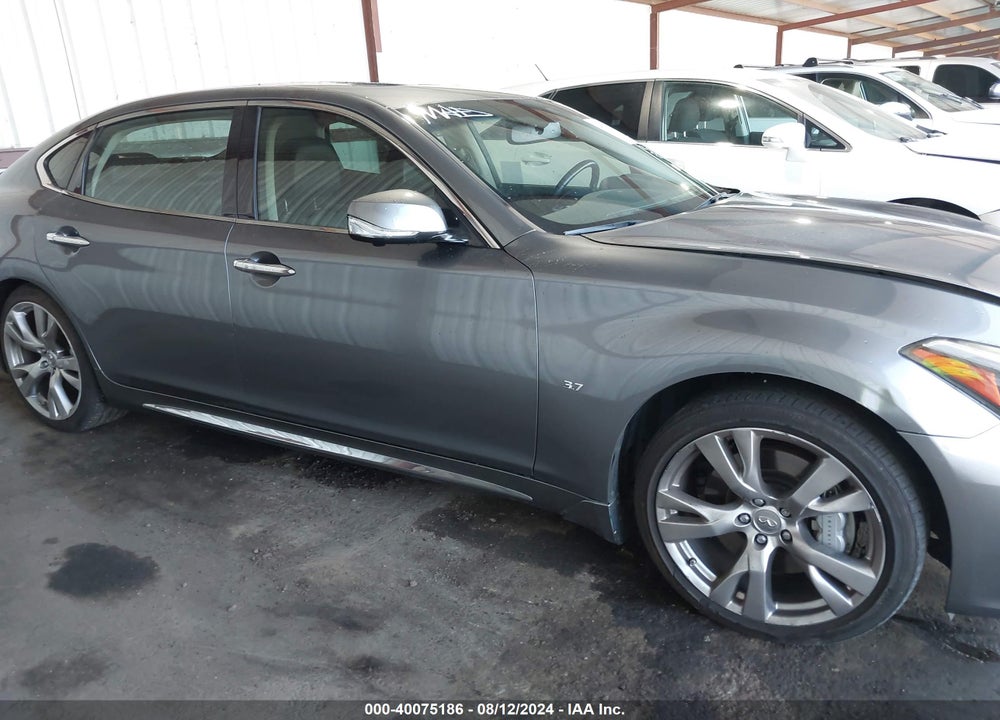 2016 INFINITI Q70L 3.7 VIN: JN1BY1PP8GM630767