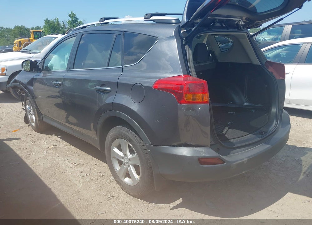 2013 TOYOTA RAV4 XLE VIN: 2T3RFREV0DW092565