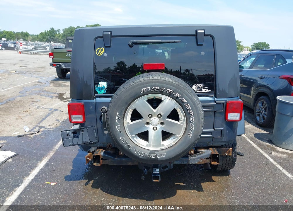 2008 JEEP WRANGLER UNLIMITED SAHARA VIN: 1J4GA59168L591783