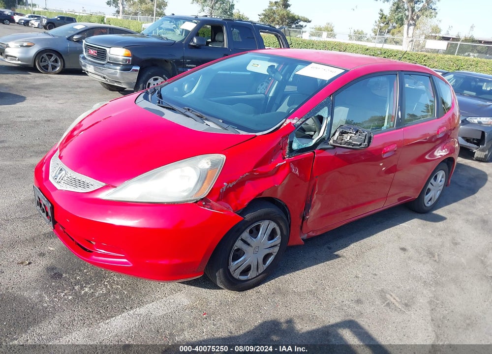 2010 HONDA FIT VIN: JHMGE8H28AC037848