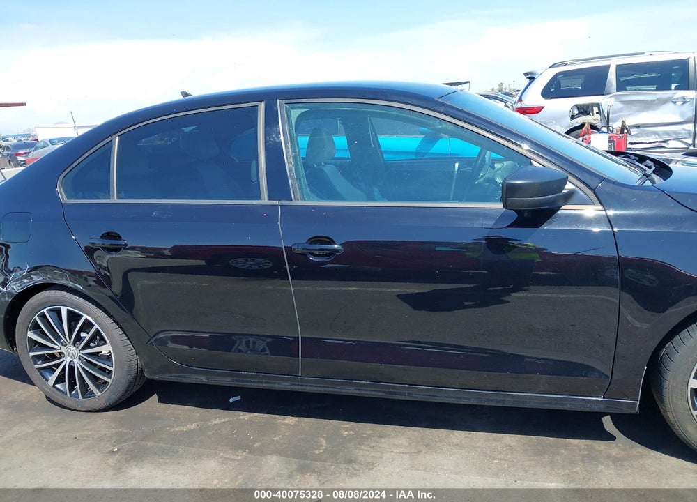 2016 VOLKSWAGEN JETTA 1.8T SPORT VIN: 3VWD17AJ6GM402639