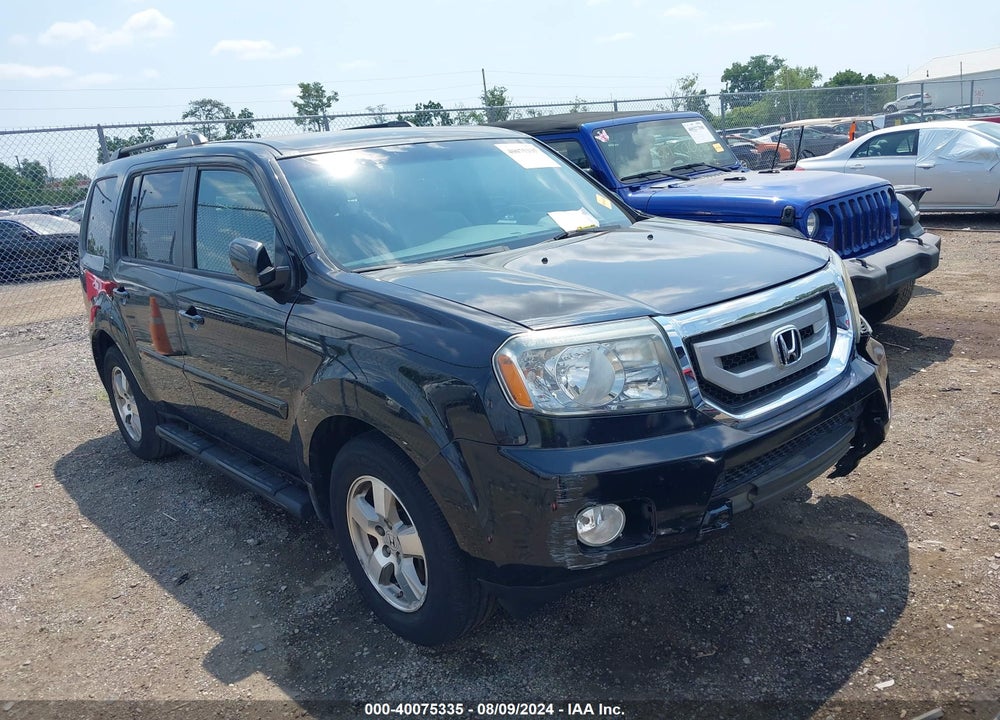 2011 HONDA PILOT EX VIN: 5FNYF4H44BB044152