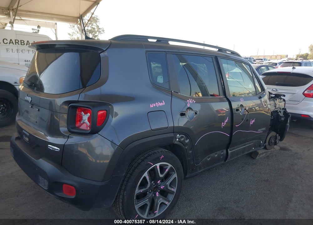 2018 JEEP RENEGADE LATITUDE FWD VIN: ZACCJABB2JPG90702
