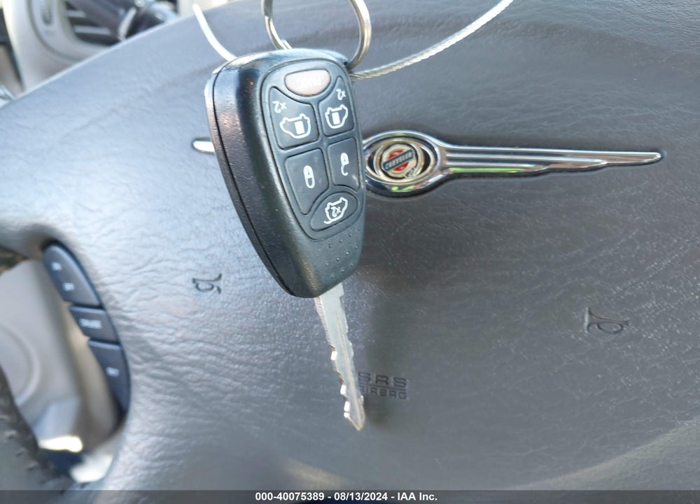 2007 CHRYSLER TOWN & COUNTRY LIMITED VIN: 2A8GP64L57R267581