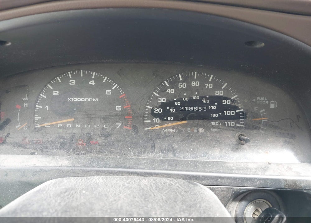 1998 TOYOTA 4RUNNER SR5 V6 VIN: JT3HN86R8W0131523