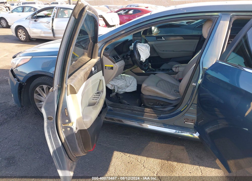 2017 HYUNDAI SONATA SPORT VIN: 5NPE34AF8HH476907