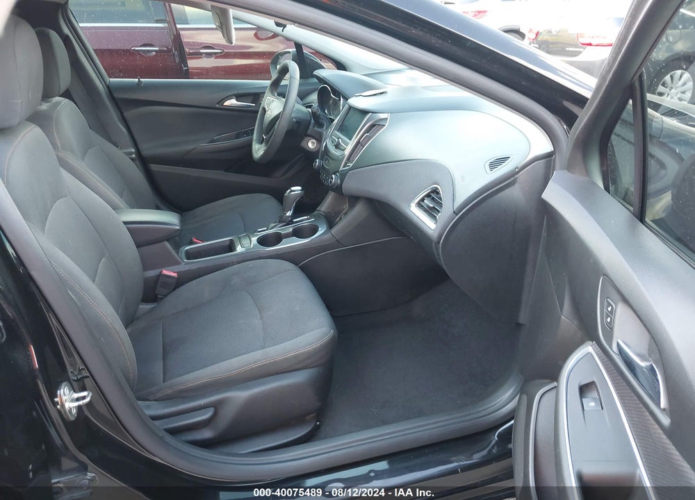 2019 CHEVROLET CRUZE LS VIN: 3G1BC6SM2KS569486