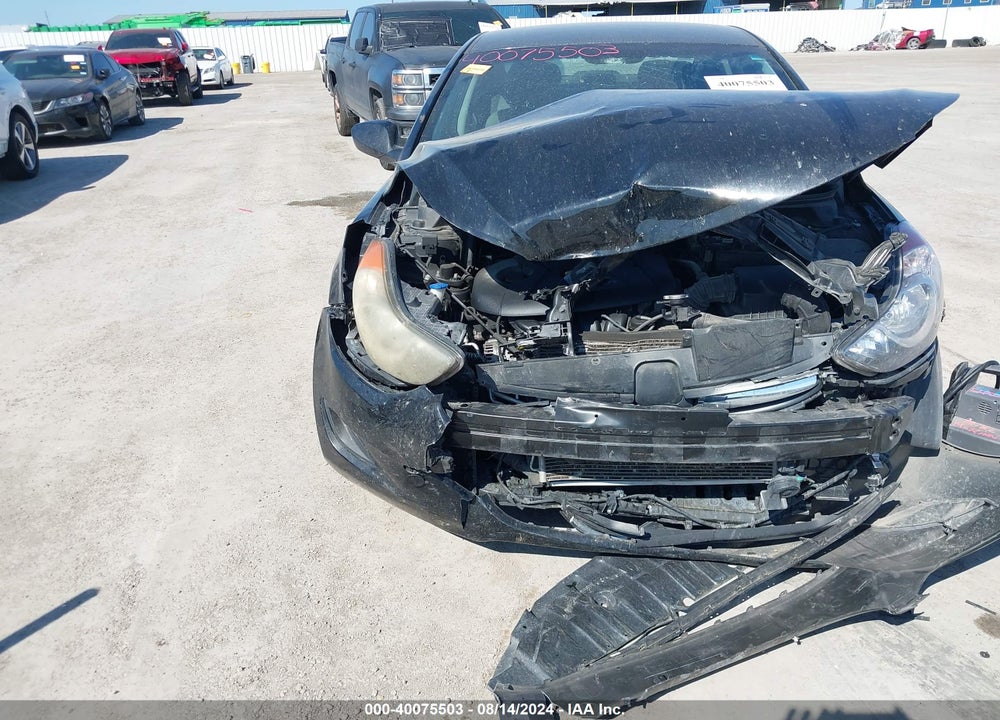 2013 HYUNDAI ELANTRA GLS VIN: 5NPDH4AE2DH355739