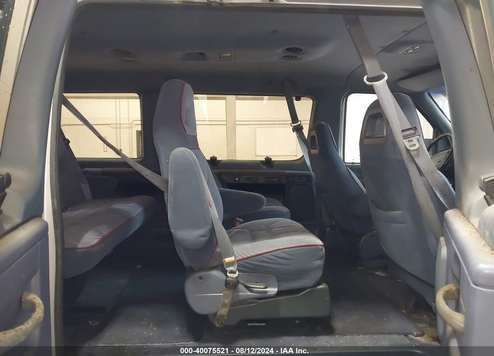 1992 FORD ECONOLINE E150 VIN: 1FMEE11NXNHA70424