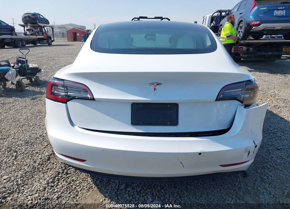 2020 TESLA MODEL 3 STANDARD RANGE PLUS REAR-WHEEL DRIVE/STANDARD RANGE REAR-WHEEL DRIVE VIN: 5YJ3E1EA0LF744015