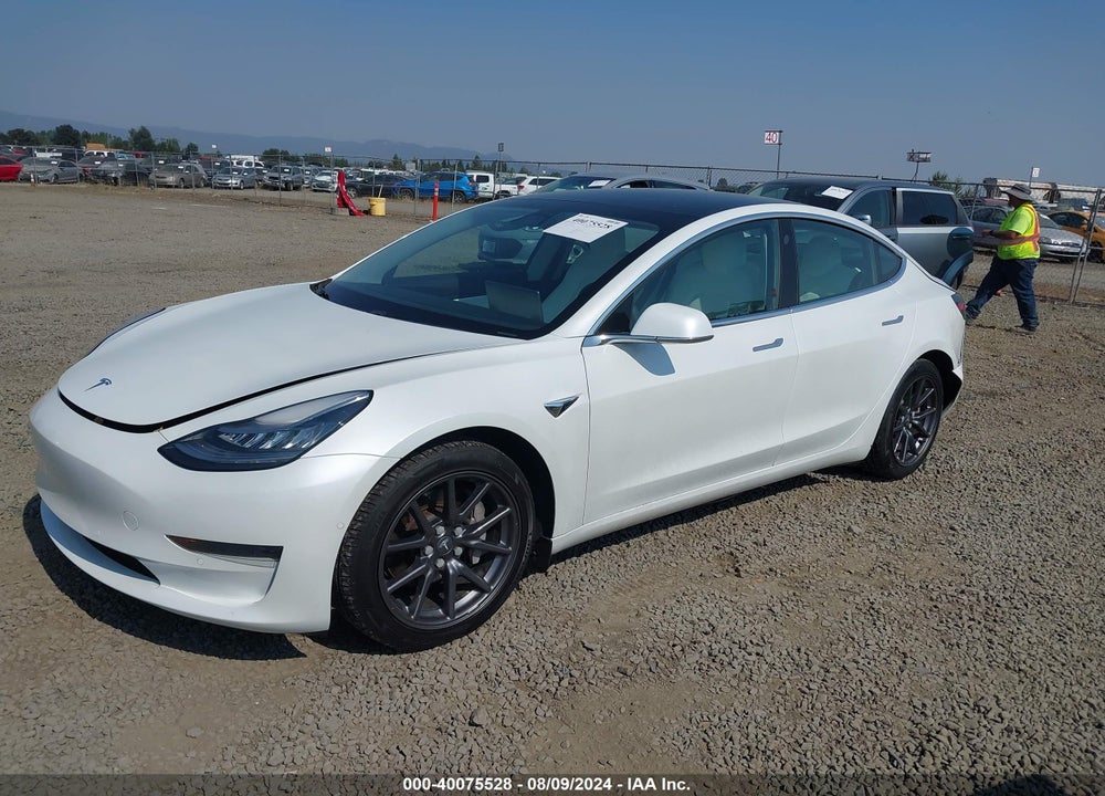 2020 TESLA MODEL 3 STANDARD RANGE PLUS REAR-WHEEL DRIVE/STANDARD RANGE REAR-WHEEL DRIVE VIN: 5YJ3E1EA0LF744015