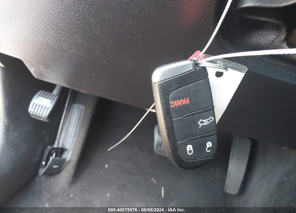 2015 DODGE CHALLENGER SXT VIN: 2C3CDZAG5FH782418