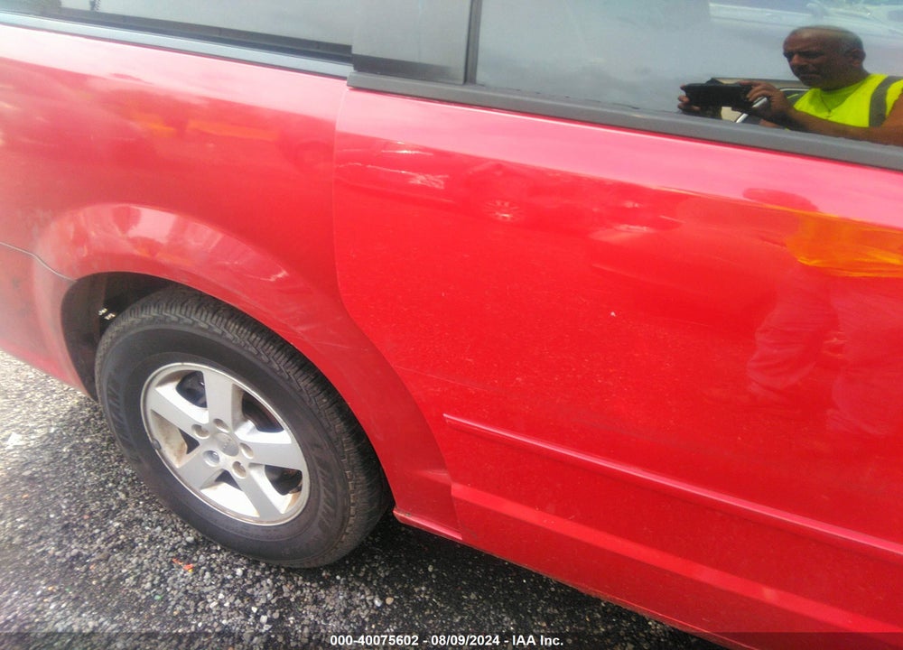 2013 DODGE GRAND CARAVAN SXT VIN: 2C4RDGCG4DR627423