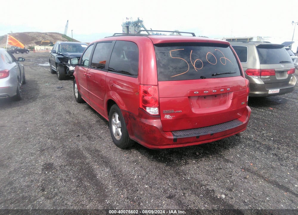 2013 DODGE GRAND CARAVAN SXT VIN: 2C4RDGCG4DR627423