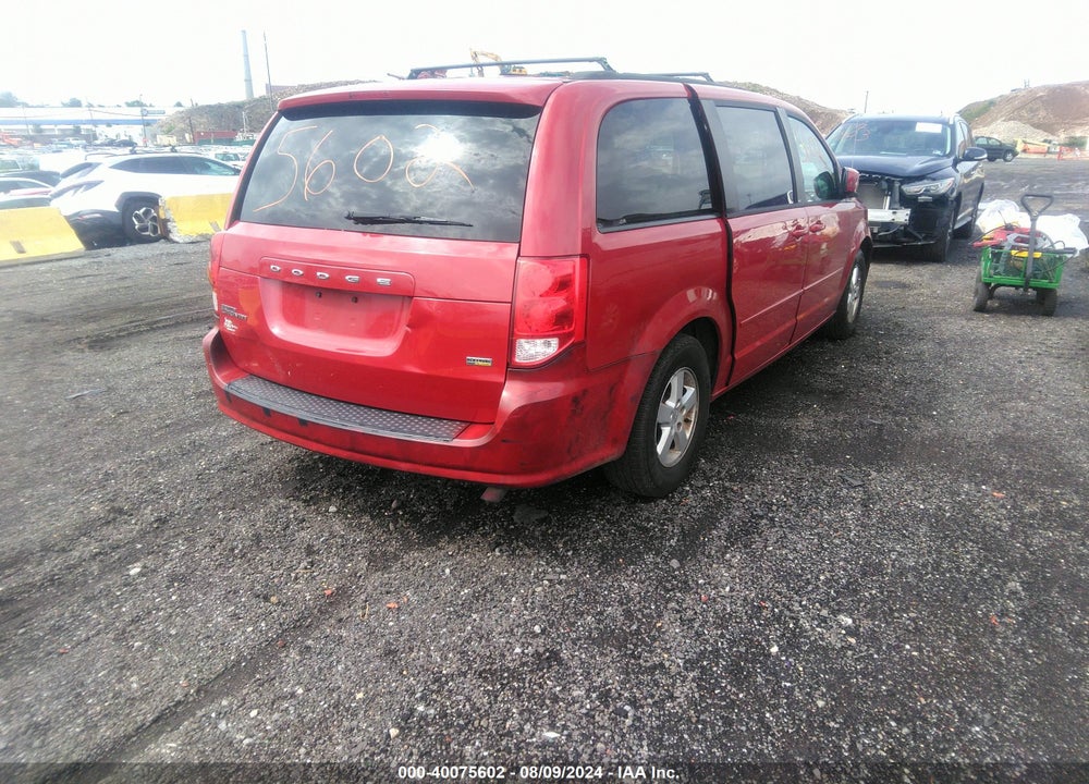 2013 DODGE GRAND CARAVAN SXT VIN: 2C4RDGCG4DR627423