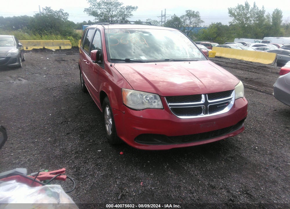 2013 DODGE GRAND CARAVAN SXT VIN: 2C4RDGCG4DR627423