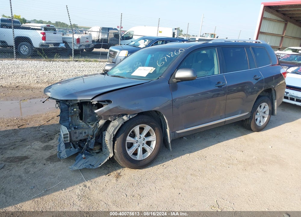 2011 TOYOTA HIGHLANDER BASE V6 VIN: 5TDBK3EH2BS072286