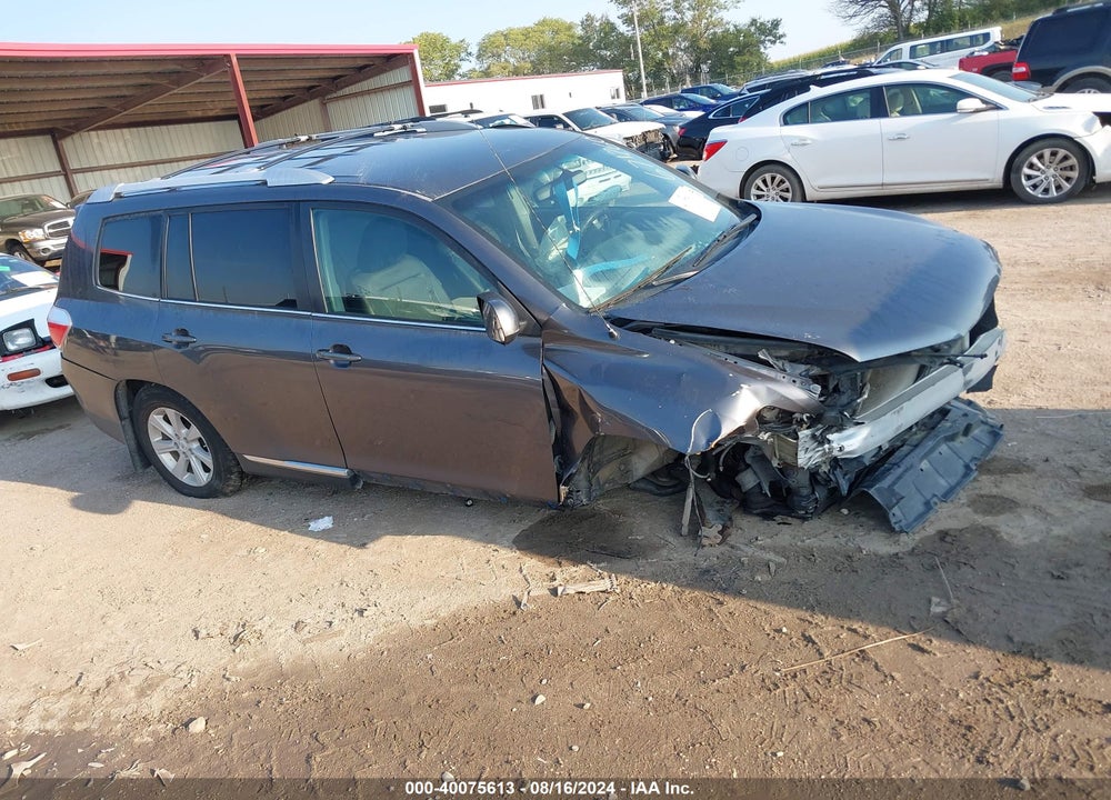 2011 TOYOTA HIGHLANDER BASE V6 VIN: 5TDBK3EH2BS072286