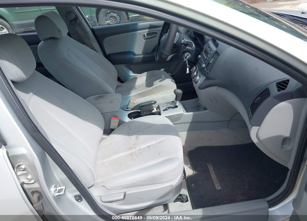 2008 HYUNDAI ELANTRA GLS/SE VIN: KMHDU46DX8U303259