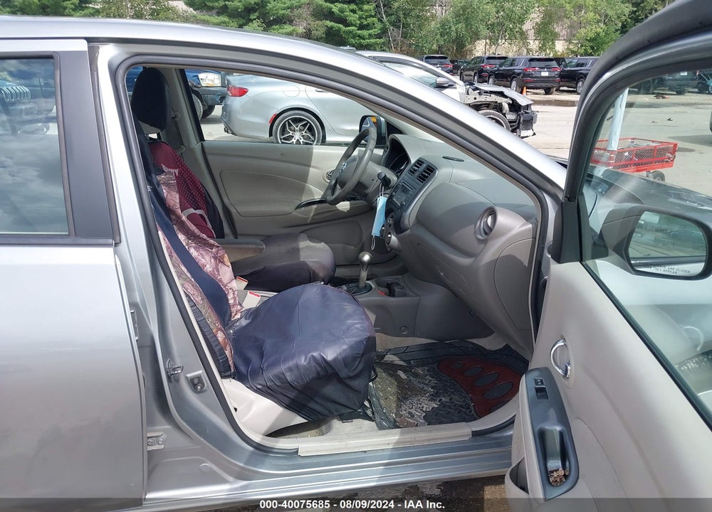 2013 NISSAN VERSA 1.6 SL VIN: 3N1CN7AP2DL821356