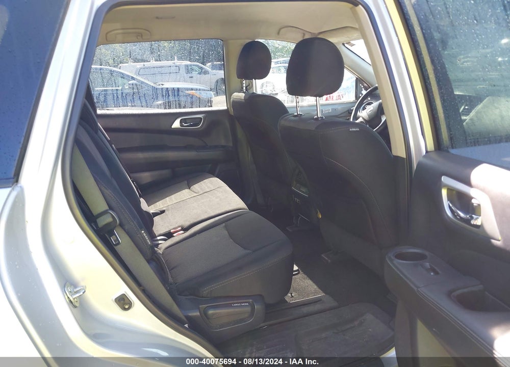 2019 NISSAN PATHFINDER SV VIN: 5N1DR2MMXKC580886