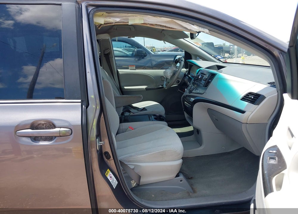 2013 TOYOTA SIENNA LE V6 8 PASSENGER VIN: 5TDKK3DC2DS316169