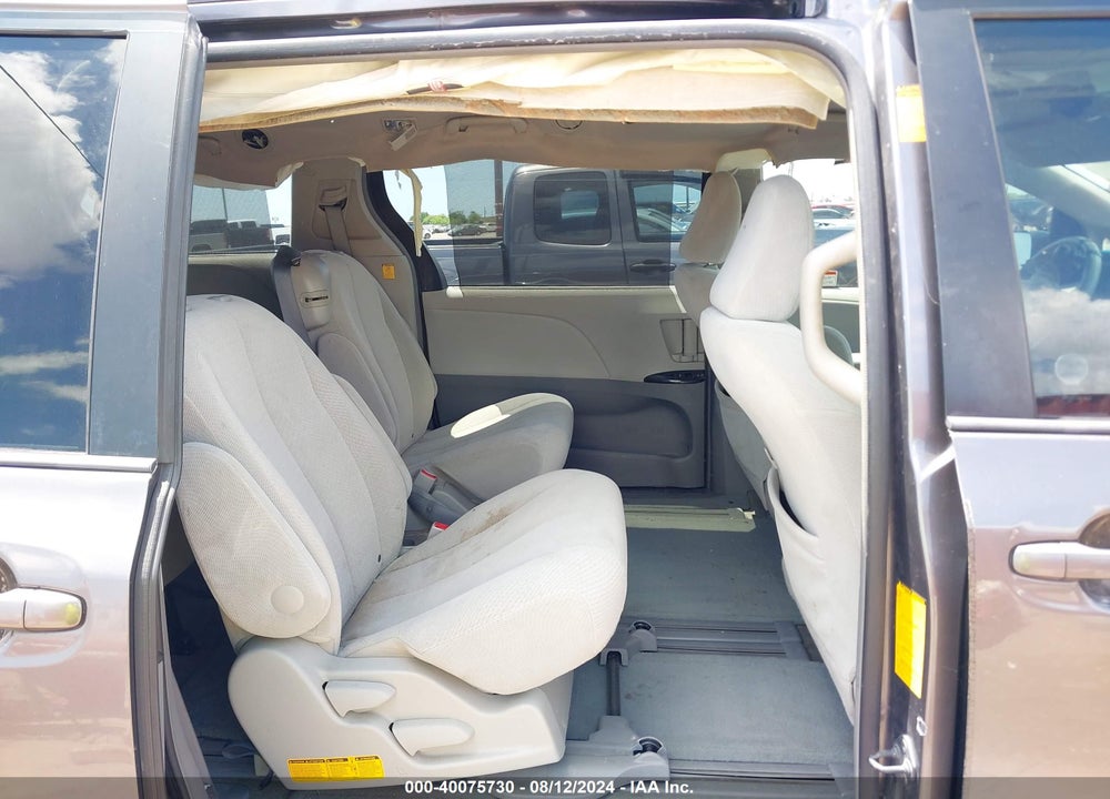 2013 TOYOTA SIENNA LE V6 8 PASSENGER VIN: 5TDKK3DC2DS316169