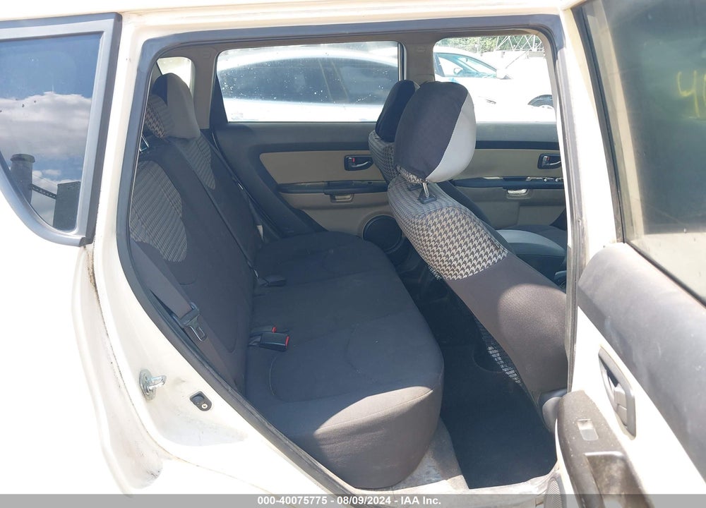 2011 KIA SOUL VIN: KNDJT2A25B7712862