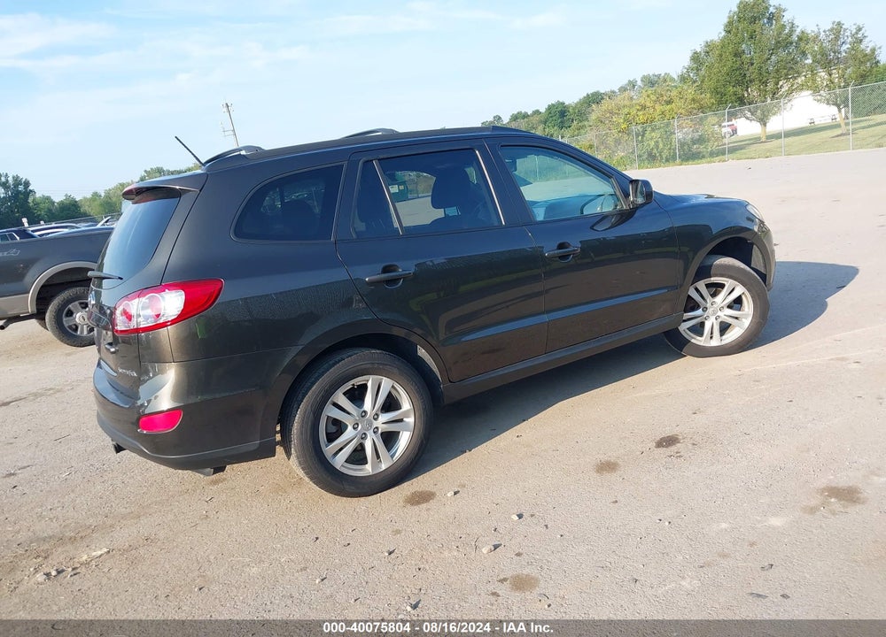 2011 HYUNDAI SANTA FE SE VIN: 5XYZH4AG9BG085680